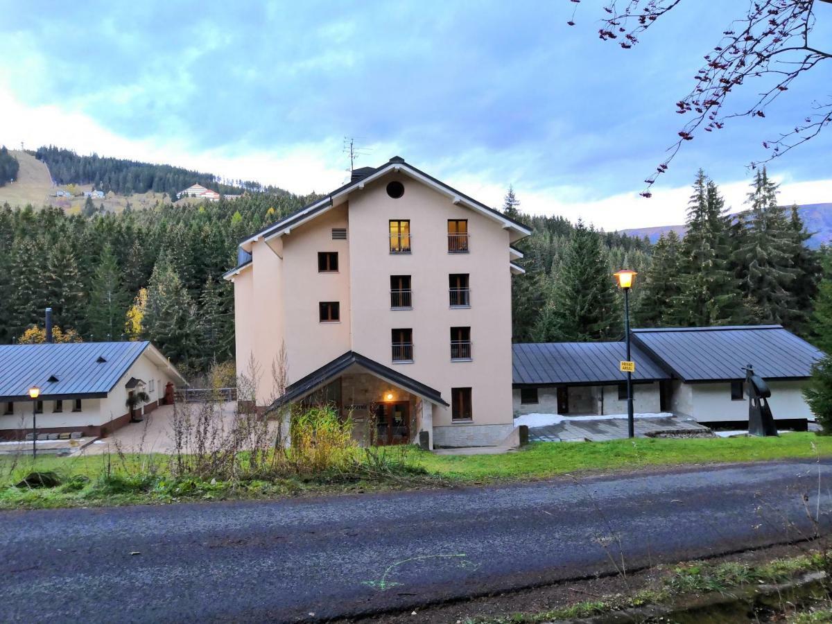 Wellness Apartman Pec Pec pod Snezkou Exterior foto